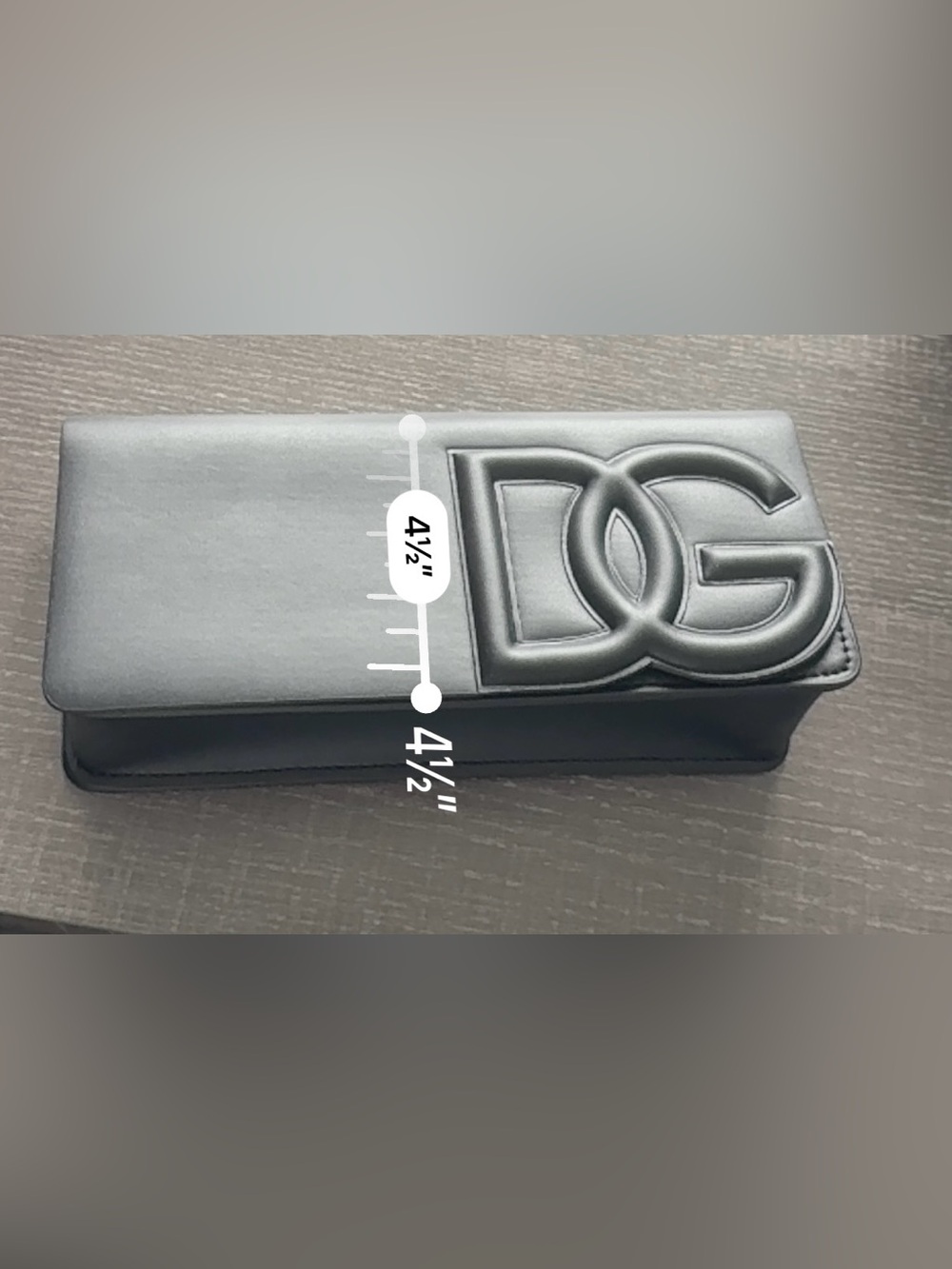 Dolce & Gabbana Black Leather DG magnetic Clutch - Picture 8 of 8